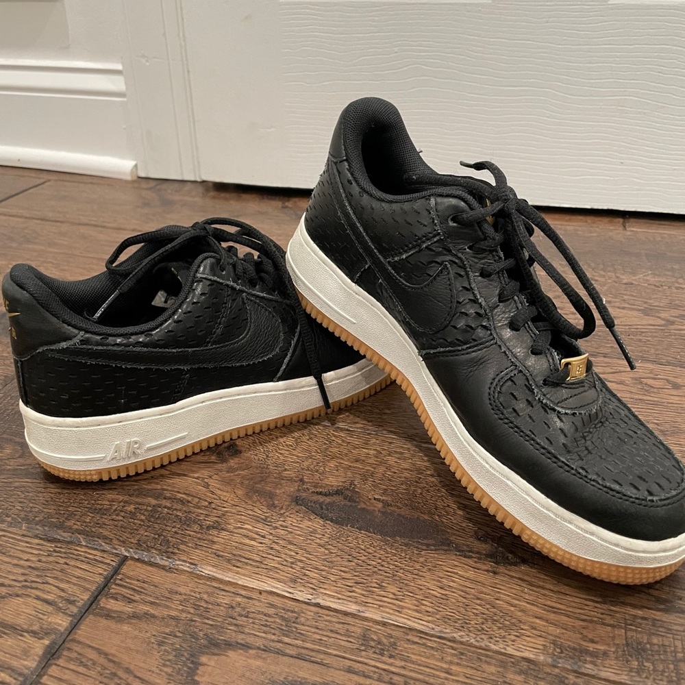 nike air force 1s